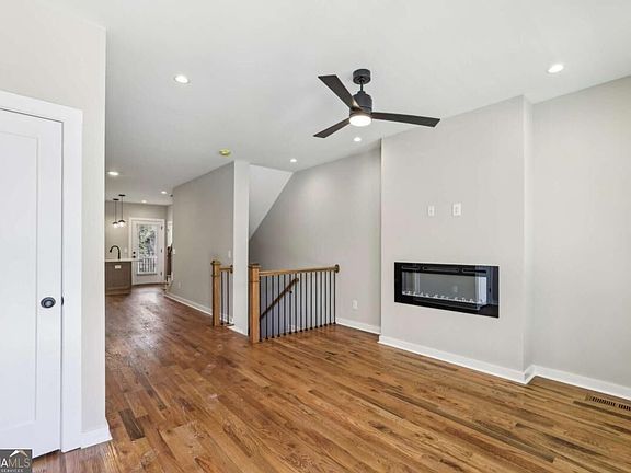 2nd image of 1095 Tucker Ave #503