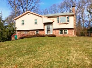 61 Tomlinson Rd, Attleboro, MA 02703