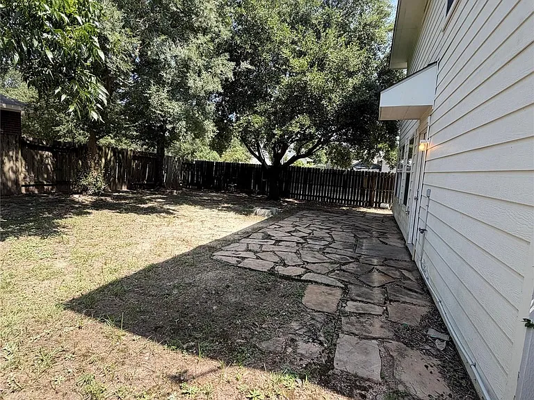 18919 Ayston Dr — Photo 23