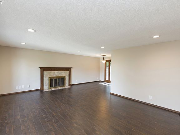 5th image of 4388 SE Cottonwood Ct
