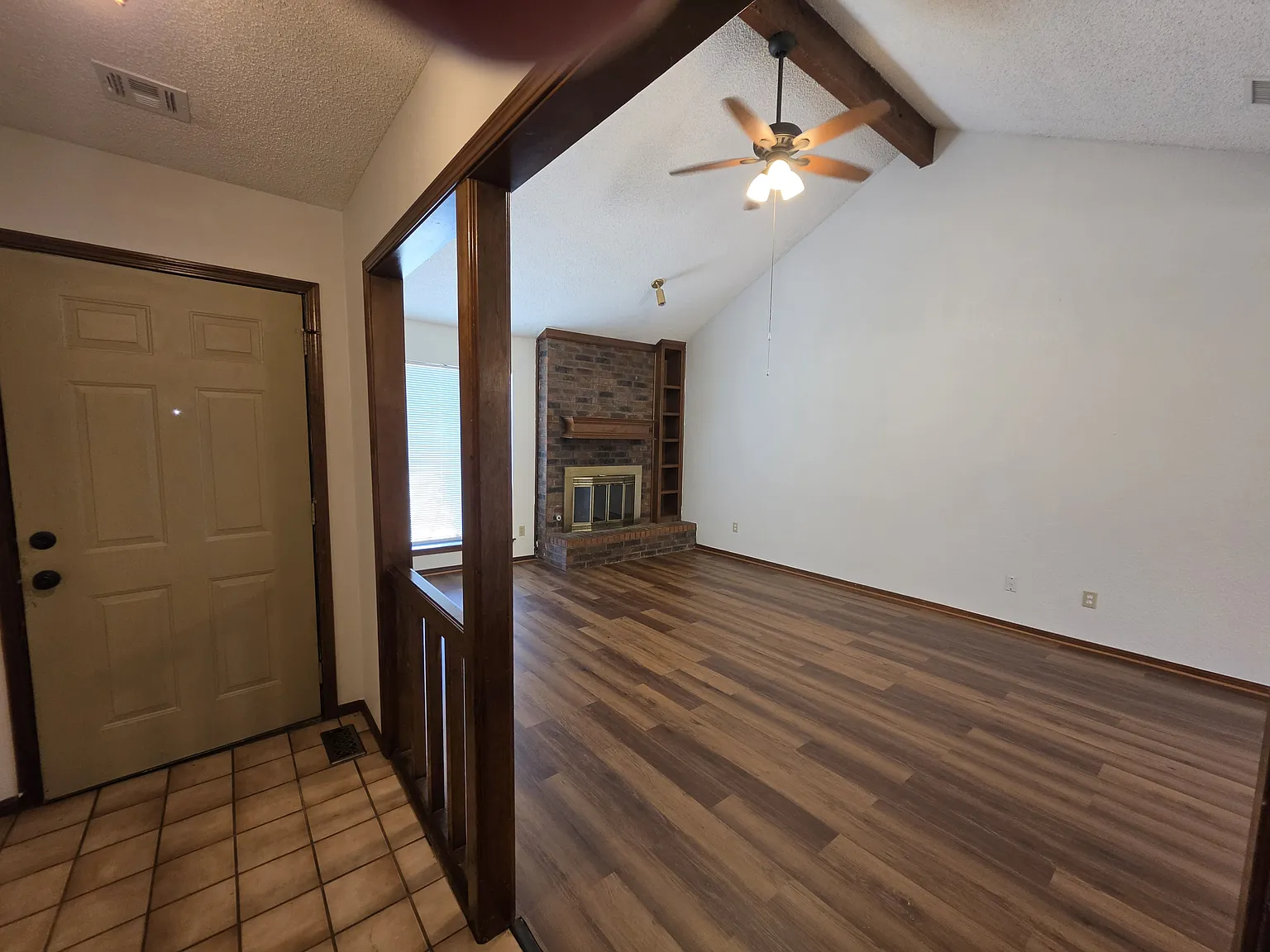 3 bed, 1294 sqft, $1,495 — Photo 3