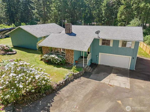 870 Kamus Place, Fox Island, WA 98333