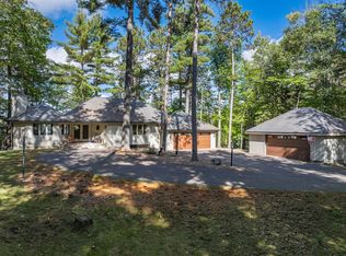 10150 Cove Rd, Minocqua, WI 54548