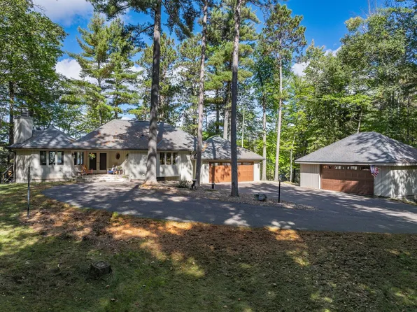10150 Cove Rd, Minocqua, WI 54548