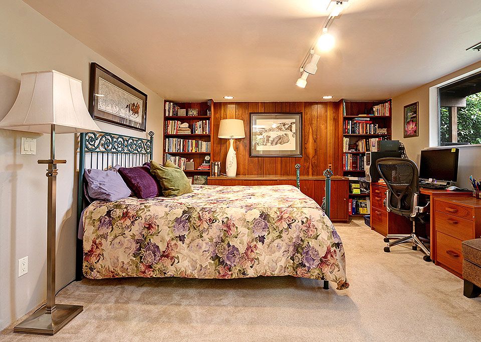 1st image of 10021 NE 15th St