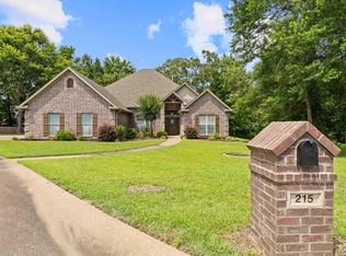 215 Travis Peak Trl, White Oak, TX 75693