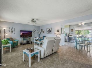 9502 W Brokenstone Dr, Sun City, AZ 85351