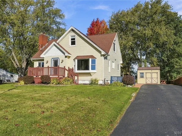 12168 Liberia Rd, East Aurora, NY 14052