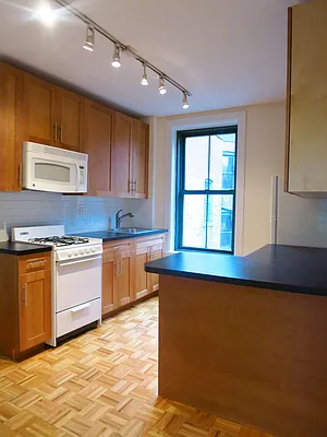 Rented by City & Suburban | media 9