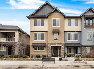 3290 E Thoroughbred Ln, Boise, ID 83716