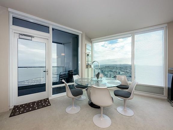 2nd image of 425 1st St #4303-L