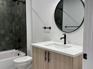 4701 Wayne Ave #415, Philadelphia, PA 19144