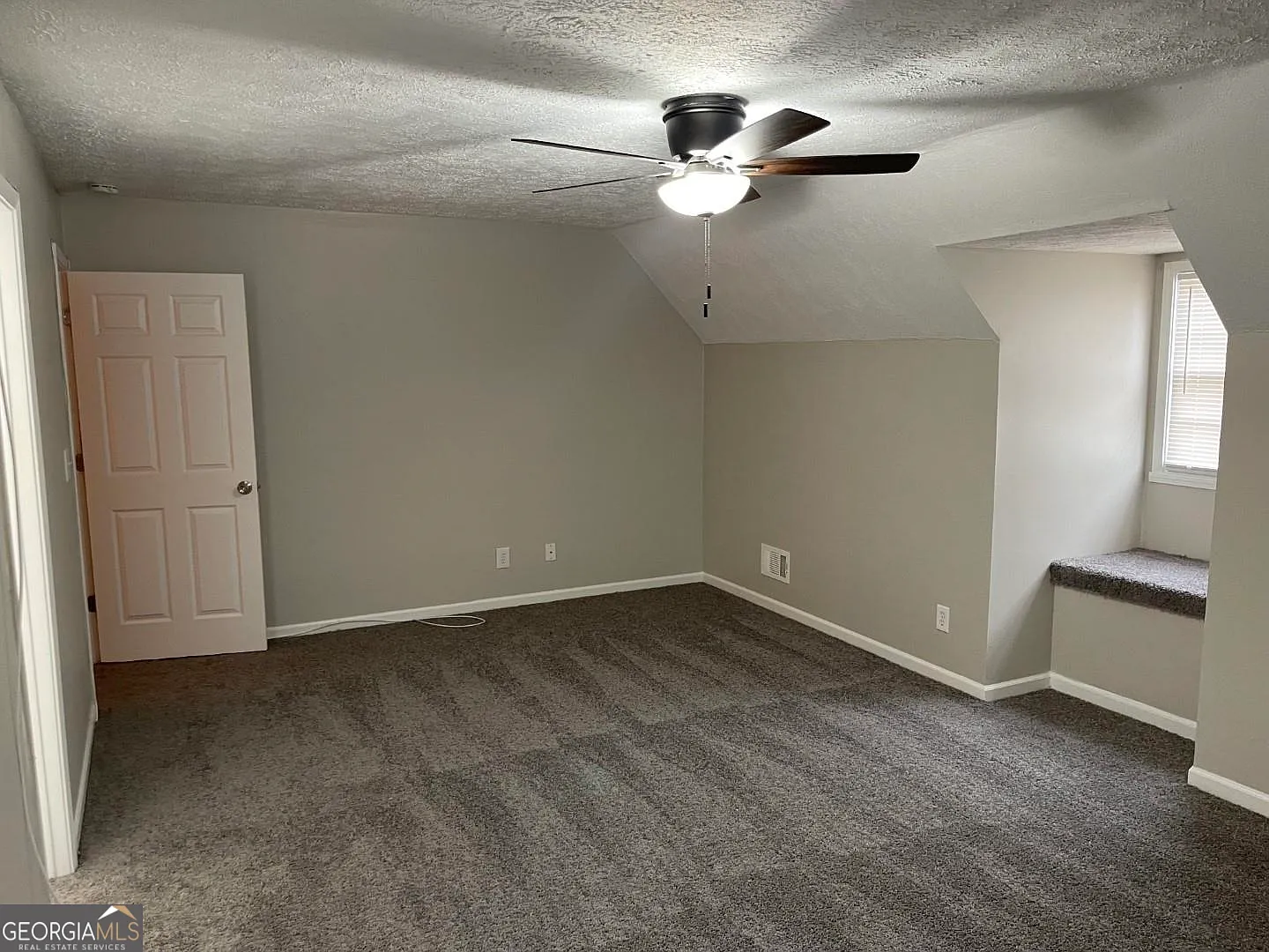 2 bed, 2.0 bath, 1183 sqft, $1,495 — Photo 4
