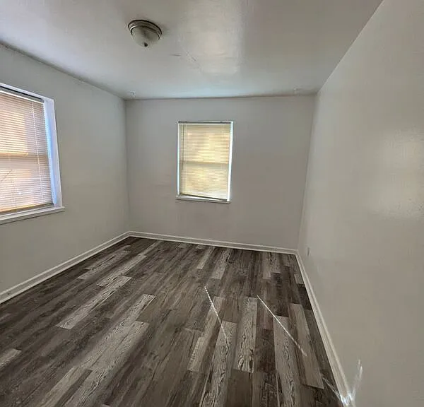250 Basswood Ave #1 — Photo 8