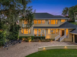 1215 Lakeshore Dr, Eustis, FL 32726