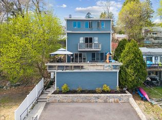 155 W Lakeshore Dr, Carmel, NY 10512