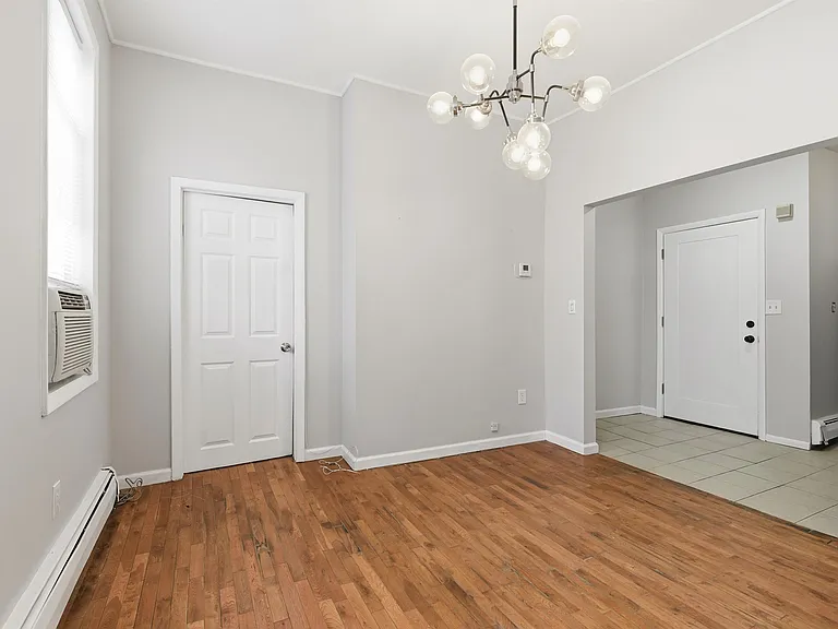 154 South St #1 — Photo 3