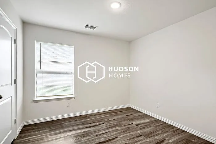 108 E North Creek Dr — Photo 8
