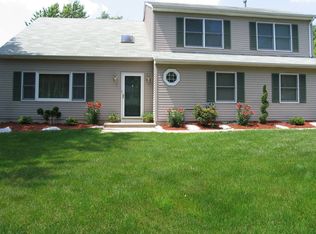 32 School St, Piscataway, NJ