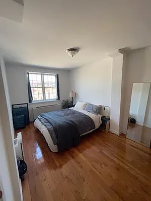 Rented by Bouklis Group | media 13