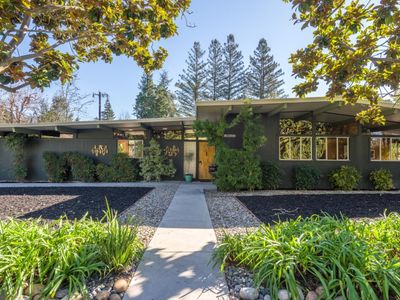 1611 Oakdell Dr, Menlo Park, CA, 94025