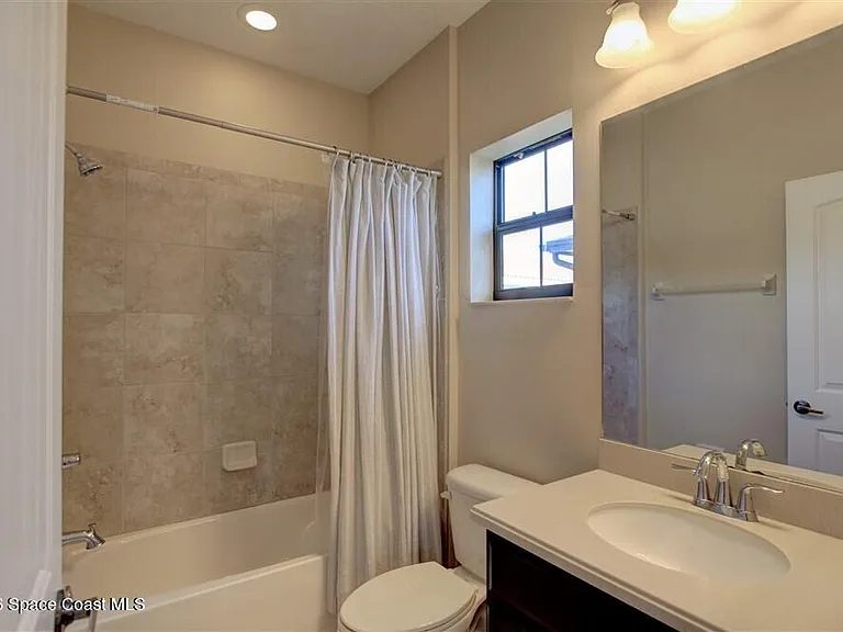 8810 Napolo Dr — Photo 46