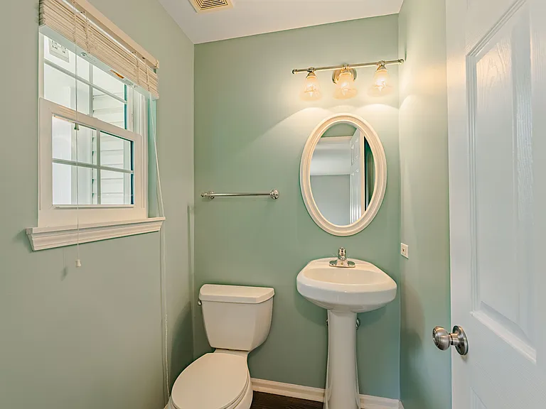 1371 E Braymore Cir — Photo 6