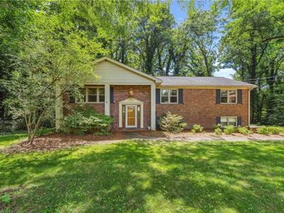 1151 Cypress Cir, Winston Salem, NC, 27106
