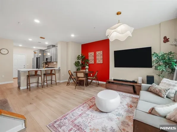 175 Wesmont Drive, Wood Ridge, NJ 07075