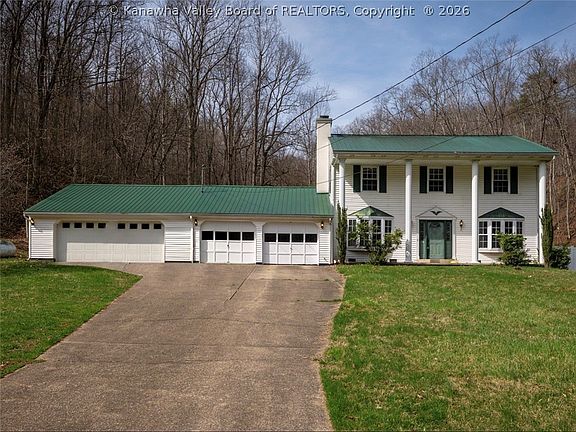 2nd image of 430 Falls Creek Rd