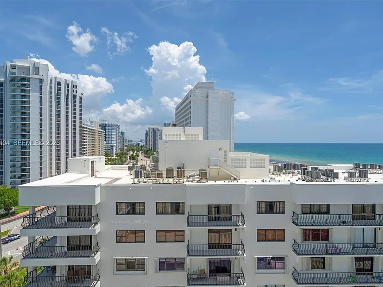 5401 Collins Ave #813 — Photo 21