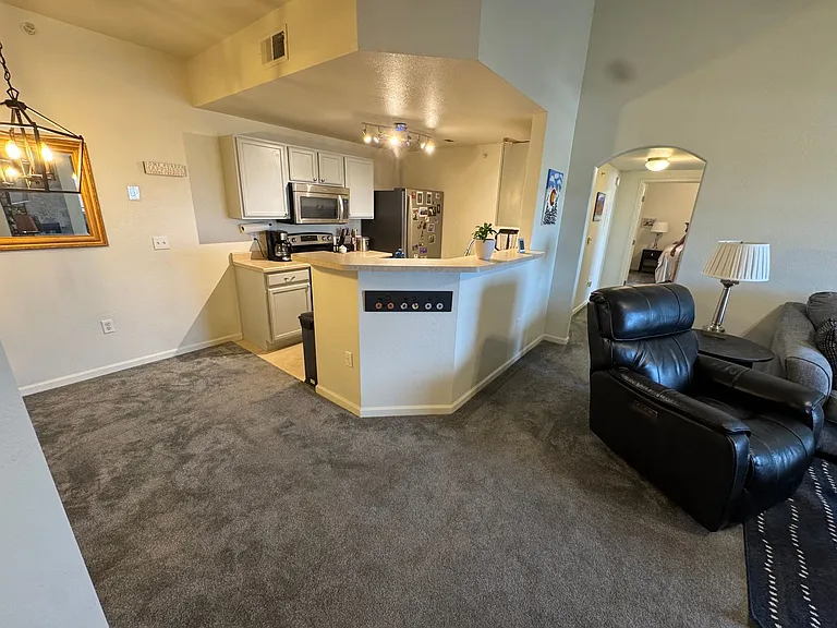 7440 S Blackhawk St #12304 — Photo 3