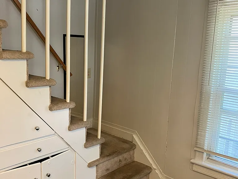 64 Main St #B — Photo 16
