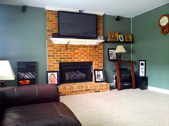 Down Stairs Family Room