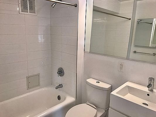 5th image of 400 E 57th St APT 14R