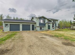 1642 Palomino Dr, North Pole, AK 99705