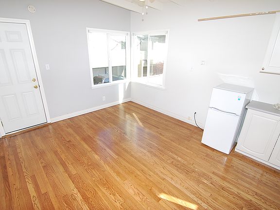 5th image of 246 La Verne Ave #C