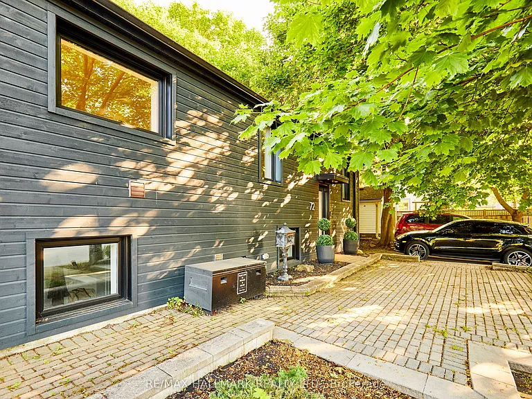 72 Sunnypoint Cres — Photo 41