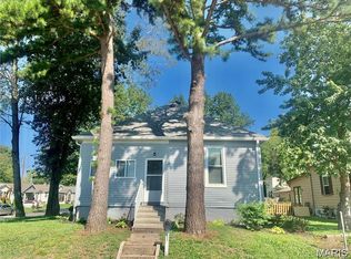 623 S 20th St, Belleville, IL 62226