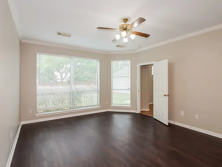 2534 Bridge Hampton Way — Photo 12