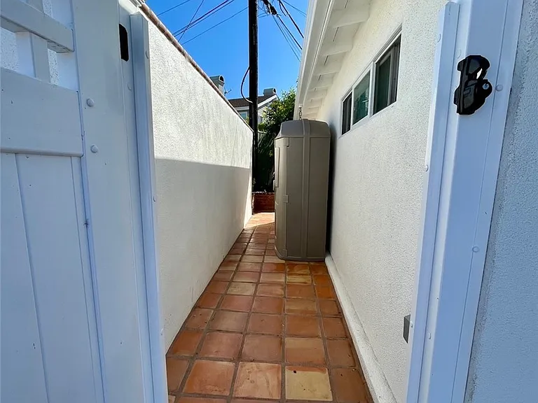 437 Via Pasqual — Photo 11