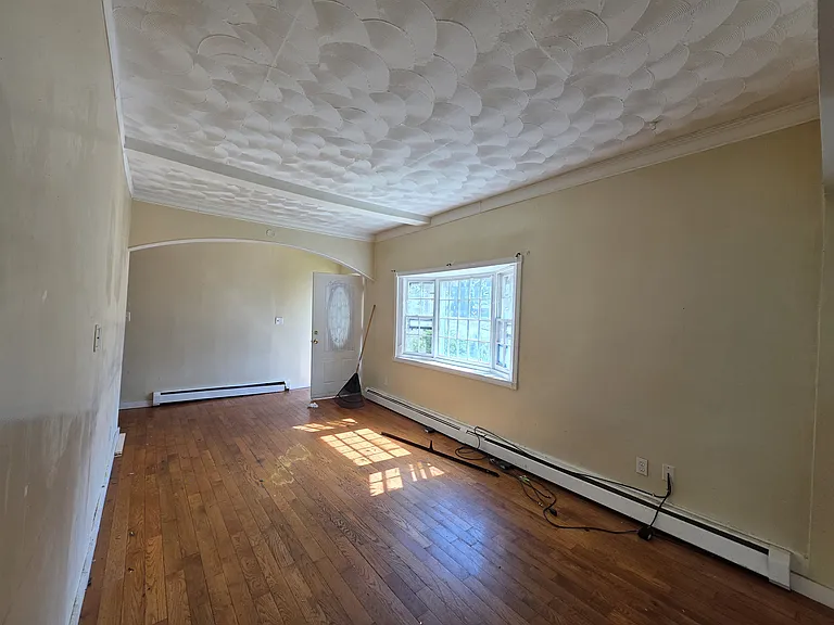 15 Robart St #1-A — Photo 5