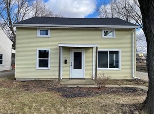 241 Wesley Ave, Elyria, OH 44035
