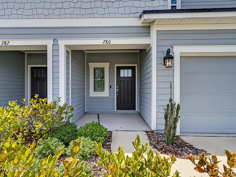 280 Anthony Dr — Photo 4