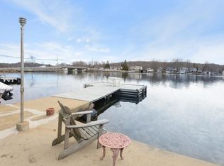 15 S Lakeside Ave, Lake Hopatcong, NJ