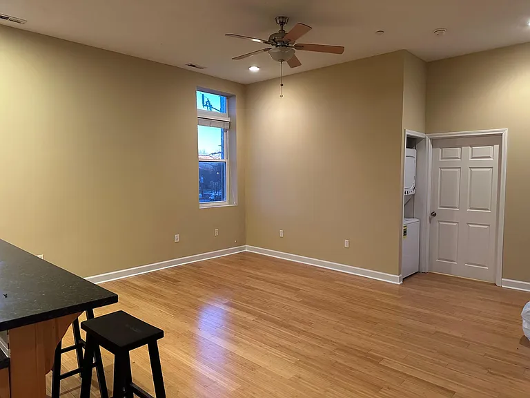 650 Central Ave #3 — Photo 2