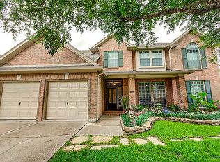 1611 Rustic Oak Ln, Seabrook, TX 77586