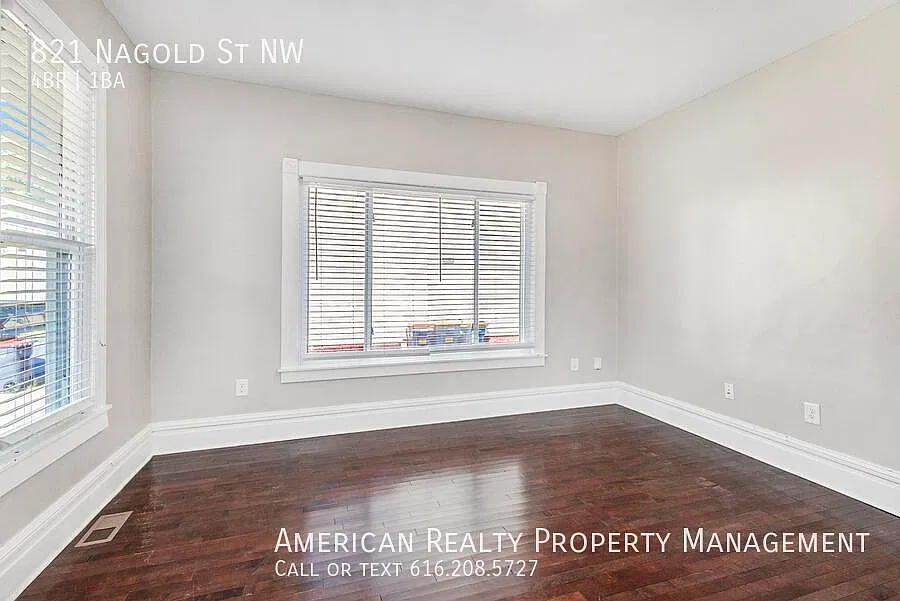 4 bed, 1400 sqft, $2,350 — Photo 2