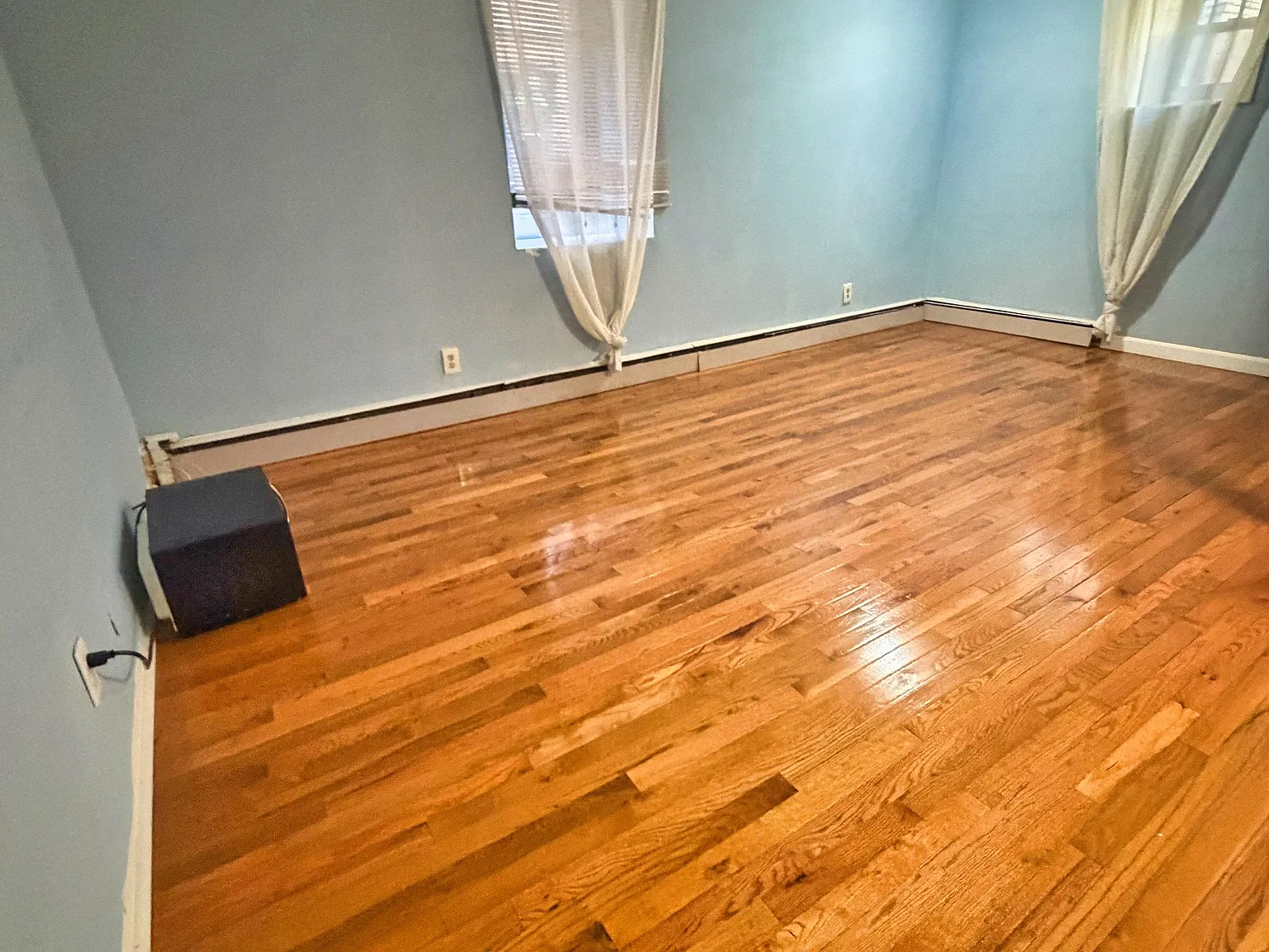 2 bed, 632 sqft, $1,950 — Photo 3