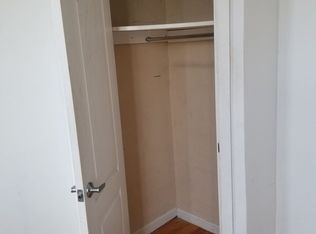 225 Eldert St APT 3R, Brooklyn, NY 11207